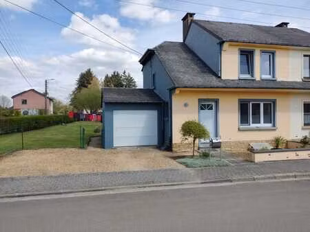 maison 2 chambres  florenville  490m² terrain