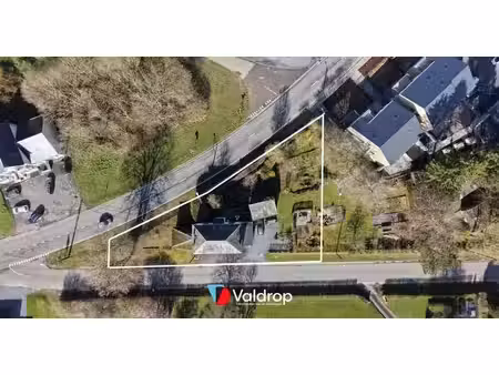 maison 4 façades avec 10 ares de terrain