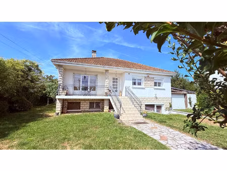 sainte genevieve maison individuelle sejour double  cuisine  3 chambres   sous-sol total a