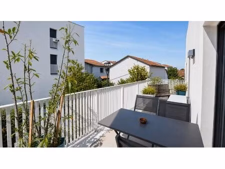 appartement 3 pièces de 69 m² à saint-laurent-de-mure