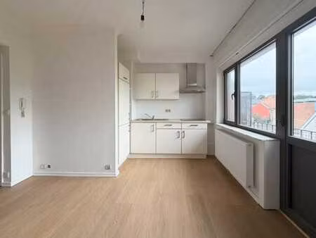 studio à louer idéalement situé dans le centre de nivelles
