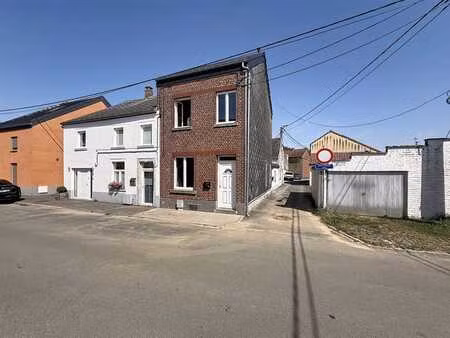maison 2 chambres avec annexe à fort potentiel