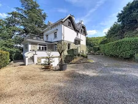grande maison de caractère !