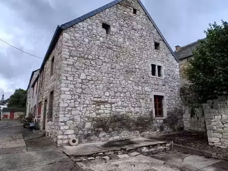 ferme en pierres de pays à awan (aywaille)