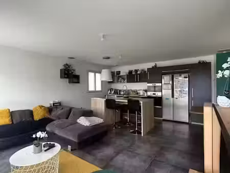 vente maison 4 pièces 91 m² à le revest-les-eaux (83200)  560 000 €