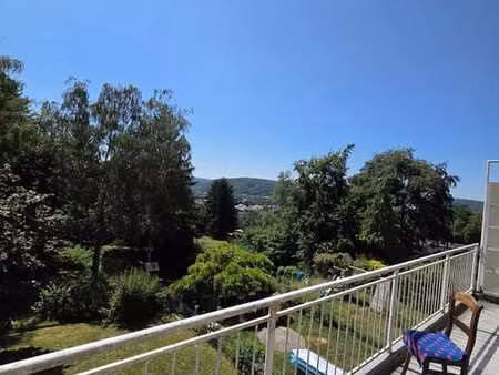 grande maison sur 4 niveaux  3 ch. avec terrasse et jardin
