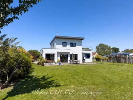 maison contemporaine / vaste sejour / 3 chambres
