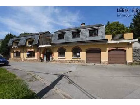 maison de 305 m²  5 chambres  jardin & garage @ casteau