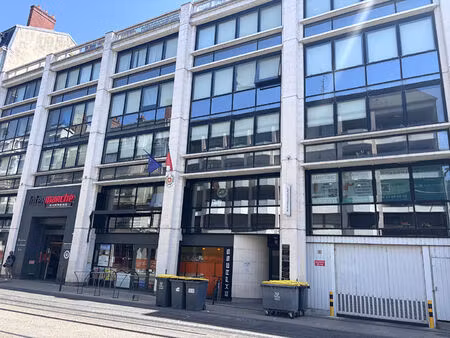 parking hyper centre de tours proche gare