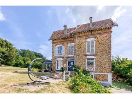 maison de luxe à vendre dans le quartier brancas-fontenelles-beauregard