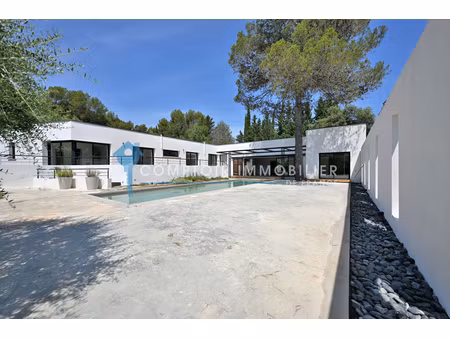 villa 6pièce(s) 5chambre(s) 297 m² saint-clément-de-rivière (34980)