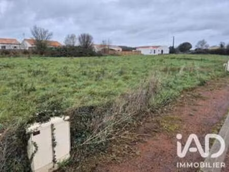 vente terrain à l'aiguillon-sur-vie (85220) : à vendre / 572m² l'aiguillon-sur-vie