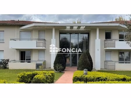 exclusivité appartement libre rez de chaussée - secteur pombonne !