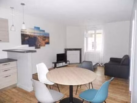 location appartement 2 pièces meublé à laval centre-ville préfecture (53000) : à louer 2 p