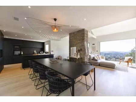 vente maison 5 pièces 160m2 toulon 83200 - 930000 € - surface privée
