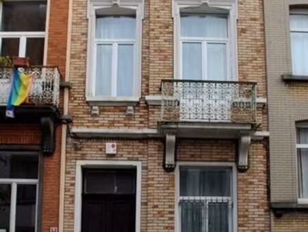 maison 2-façades  4 chambres  2 salles d'eau