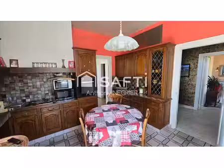 vente maison 6 pièces 153 m² à domfront (61700)  306 000 €
