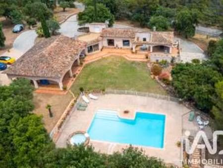 vente maison piscine à roquebrune-sur-argens (83380) : à vendre piscine / 200m² roquebrune