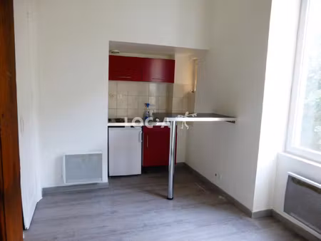 location appartement 1 pièce 25 m² à écully (69130)