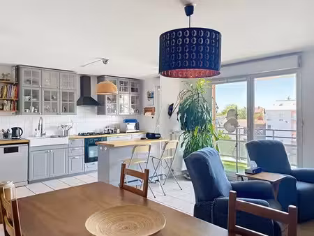 vente appartement 3 pièces 80 m² oullins-pierre-bénite (69600)