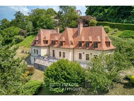manoir en pierre avec vue exceptionnelle sur les méandres de la seine