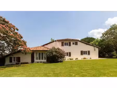 propriété sainte marie de gosse 6 pièce(s) 292 m2