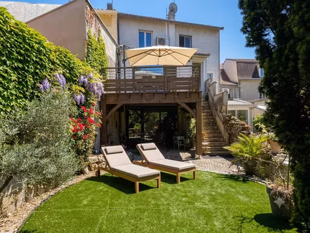 vente maison 8 pièces 218 m² bergerac (24100)