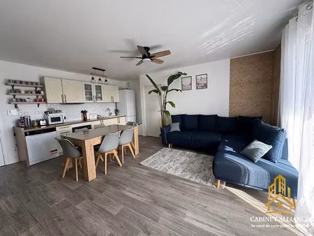 vente appartement 4 pièces 82 m² à melun (77000)  262 000 €