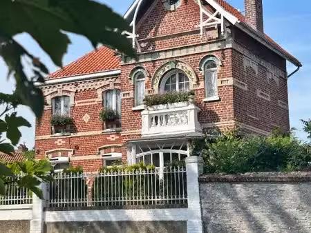vente propriété 8 pièces 162 m² à ardres (62610)  490 000 €