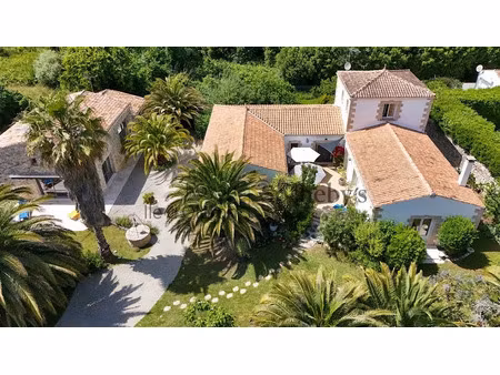 vente maison 11 pièces 228 m² à le château-d'oléron (17480)  1 190 700 €