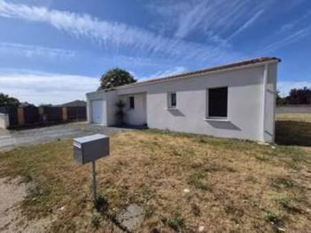 vente maison à sainte-gemme-la-plaine (85400) : à vendre / 90m² sainte-gemme-la-plaine