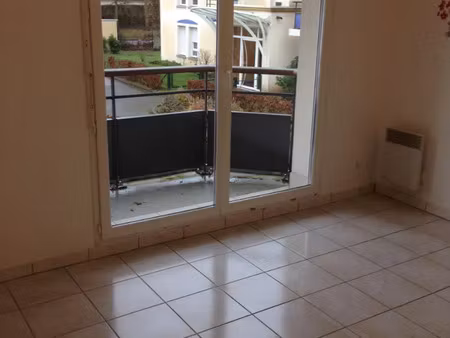 location appartement 2 pièces 38 m² à petit-couronne (76650)