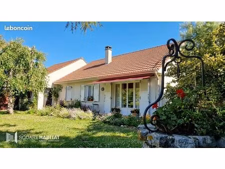 pavillon 5 pièces 95 m²