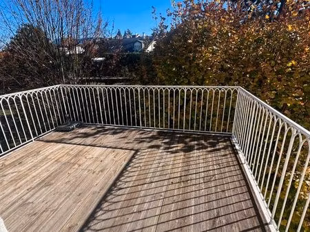 bel appartement lumineux et traversant dans résidence sécurisée  parc  piscine dans un cad