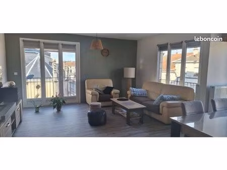 très bel appartement f4 95m2 très lumineux situé plein centre-ville de ligny disponible à 