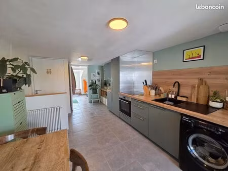 appartement t4 bis meublé 100 m² – centre kerlaz  proche douarnenez & plages