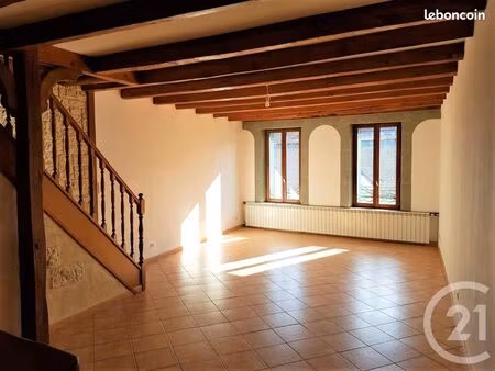 appartement 3 pièces 92 m²