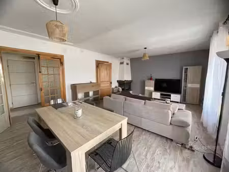 grandvillars  immeuble avec dépendances sur 1160m2 de terrain