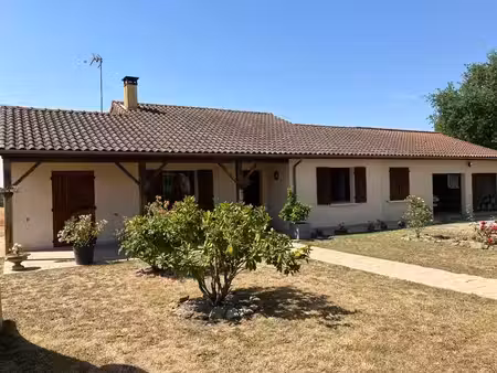 pavillon de 5 pièces principales