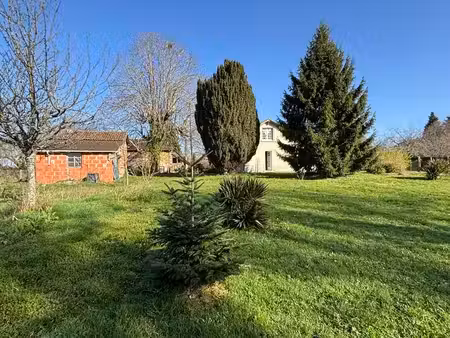 maison en pierre de 3 pièces principales