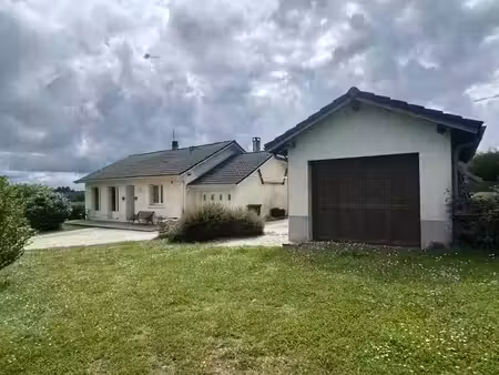 maison de bourg de 4 pièces principales