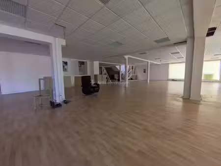 local commercial