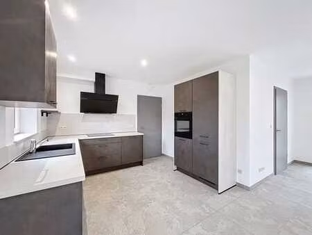 maison 4 façades à louer