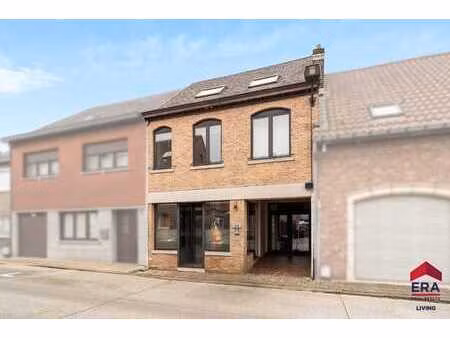 maison polyvalente (272 m²) avec commerce à erembodegem