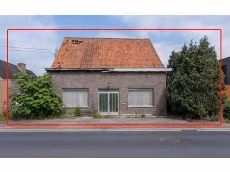maison à rénover / à démolir.