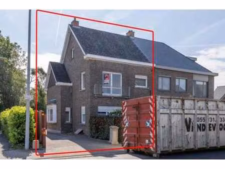 maison semi-ouverte a renover