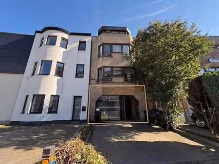 gezellig appartement met één slaapkamer en terras in centrum