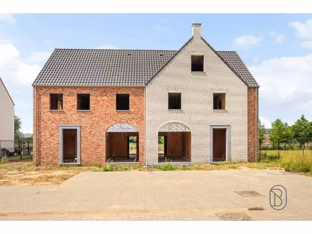 huis te koop in deinze met 4 slaapkamers