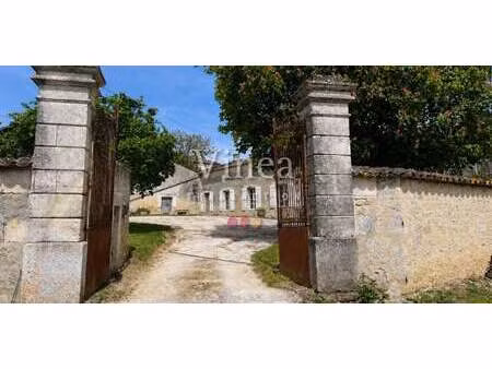 propriété angouleme (16)