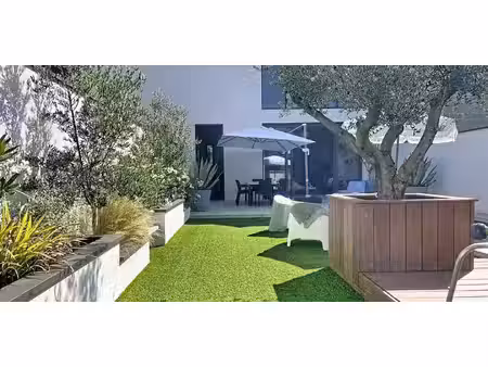 maison avec piscine et jardin bétheny (51)